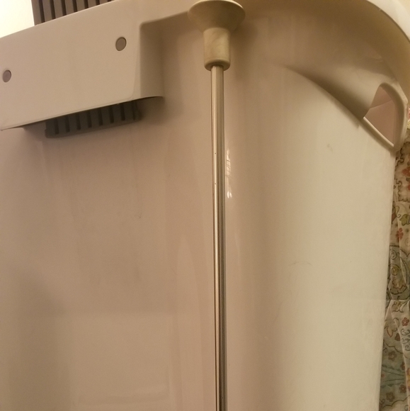 Silver Metal Throwing Baton - Picture 1 of 3